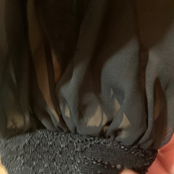 Black dress - Picture 3 of 6